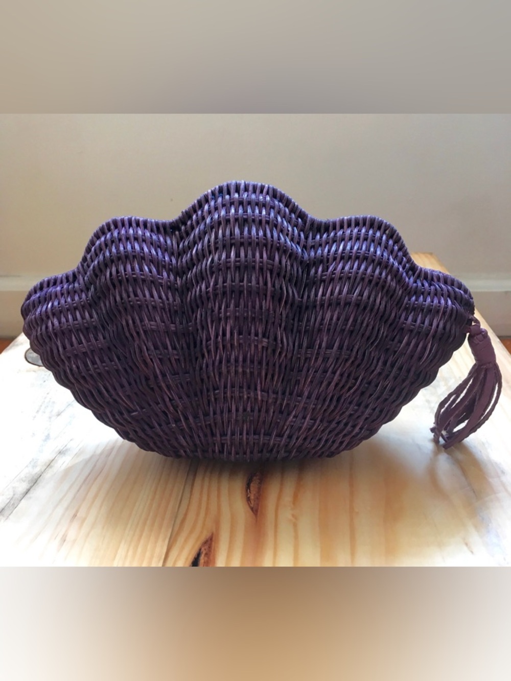 Kayu Purple Clamshell Clutch/ Purse Wicker & Leather With Chain Summer